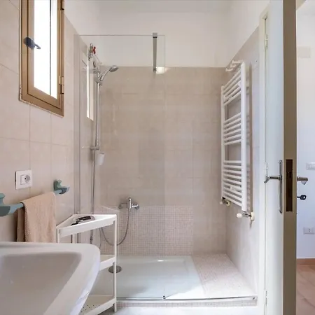 شقة A Casa Di Legnointesta House